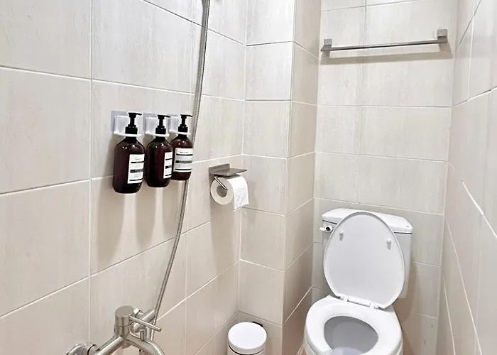 Appartement Gangnam, Sinnonhyeon Station Clover