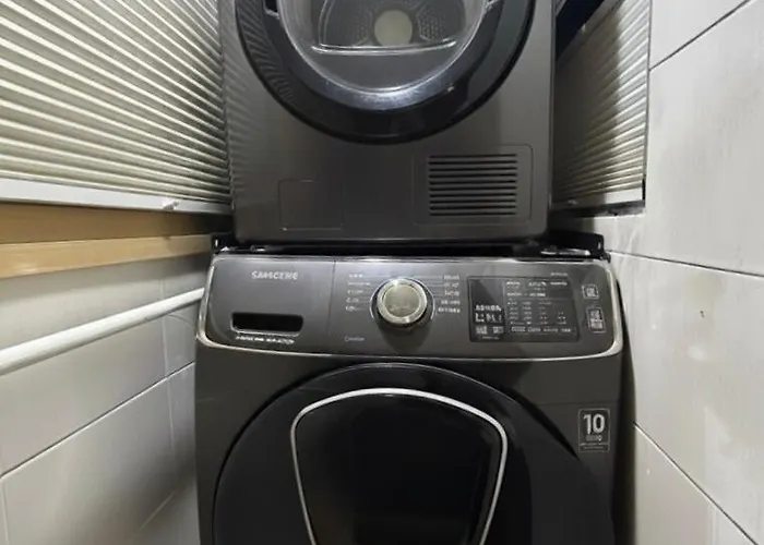 Gangnam, Sinnonhyeon Station Clover Appartement